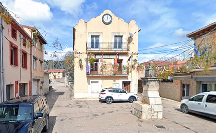 Espejón regulará el uso de sus edificios municipales con una fianza de 80 euros