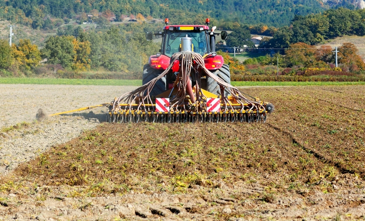 El futuro del campo soriano se debate en las jornadas de fertilización de ASAJA