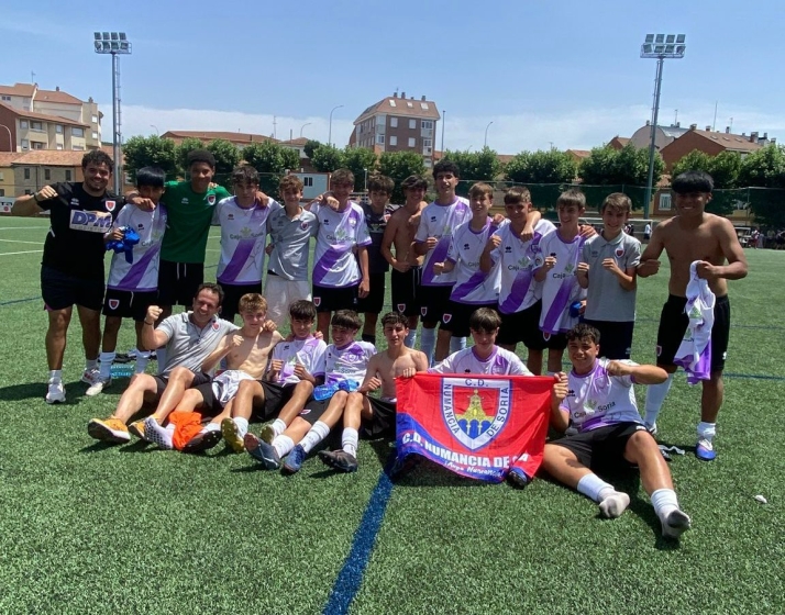 El Numancia Cadete B sella su ascenso a Segunda Regional con una victoria en León