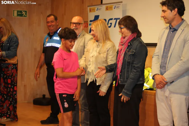 En im&aacute;genes: Tr&aacute;fico premia a los mejores conductores del futuro