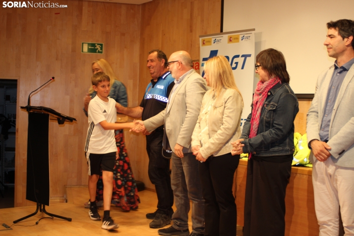 En im&aacute;genes: Tr&aacute;fico premia a los mejores conductores del futuro