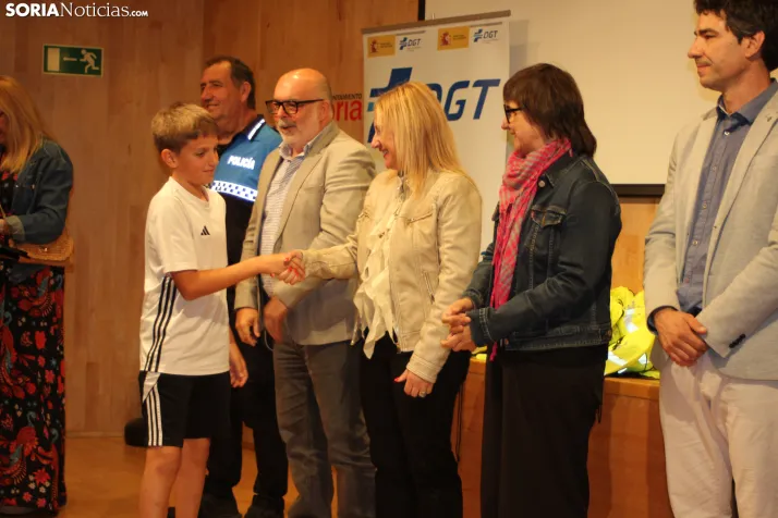 En im&aacute;genes: Tr&aacute;fico premia a los mejores conductores del futuro