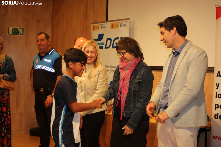 En im&aacute;genes: Tr&aacute;fico premia a los mejores conductores del futuro
