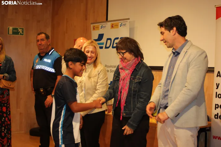 En im&aacute;genes: Tr&aacute;fico premia a los mejores conductores del futuro