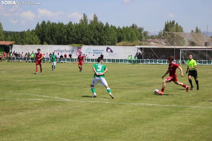 EN FOTOS | El San Jos&eacute; se queda a las puertas del ascenso a Tercera RFEF