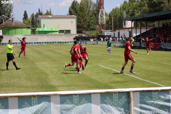 EN FOTOS | El San Jos&eacute; se queda a las puertas del ascenso a Tercera RFEF