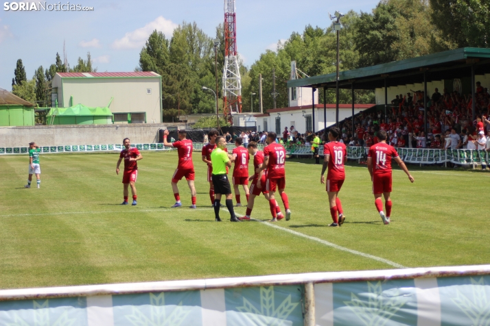 EN FOTOS | El San Jos&eacute; se queda a las puertas del ascenso a Tercera RFEF