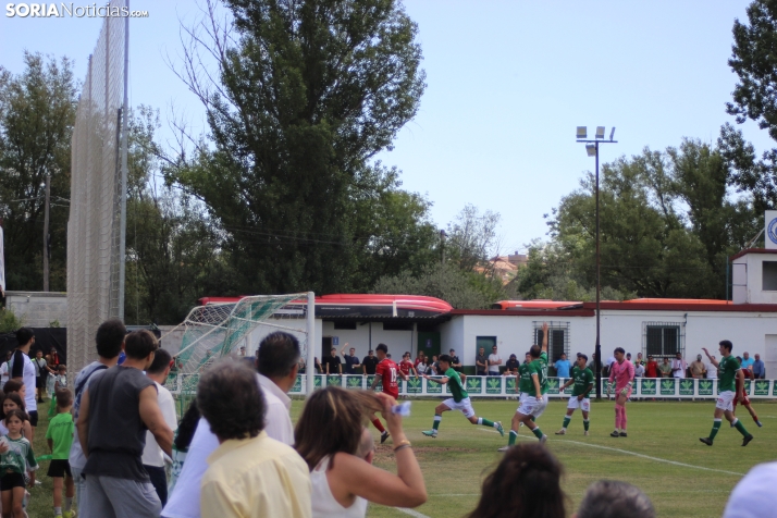 EN FOTOS | El San Jos&eacute; se queda a las puertas del ascenso a Tercera RFEF