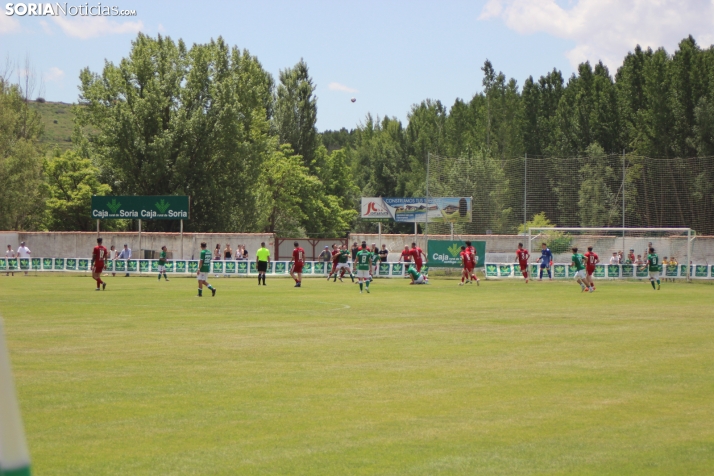 EN FOTOS | El San Jos&eacute; se queda a las puertas del ascenso a Tercera RFEF