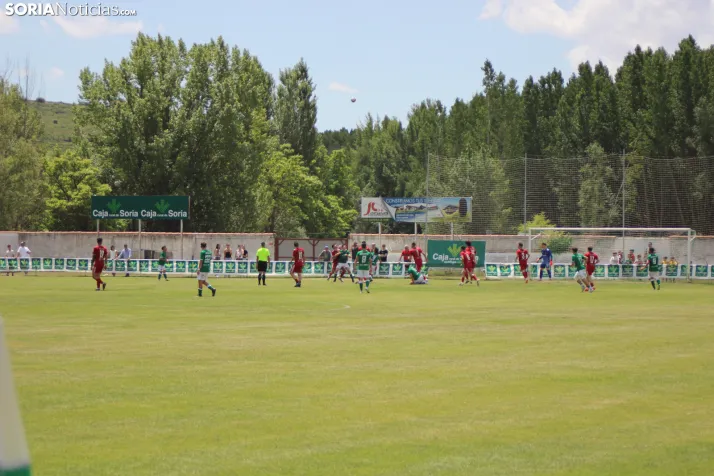 EN FOTOS | El San Jos&eacute; se queda a las puertas del ascenso a Tercera RFEF