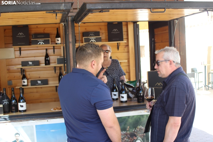 Fotos: San Esteban inaugura su Feria del Vino con caldos de primer nivel