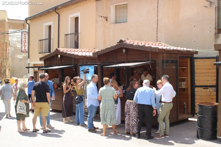 Fotos: San Esteban inaugura su Feria del Vino con caldos de primer nivel
