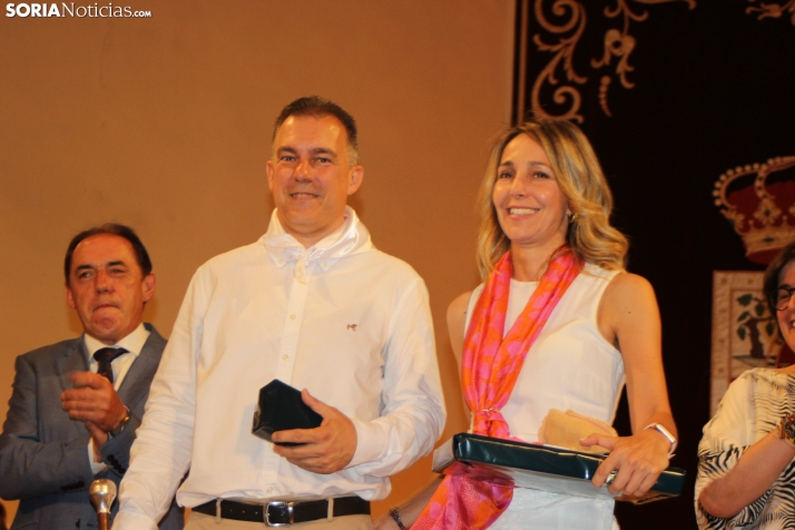 GALER&Iacute;A | Homenaje a los jurados y juradas antes del comienzo de las fiestas de San Juan 2026