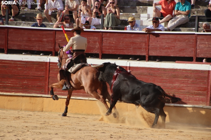 Una imagen de la primera de abono en San Benito. /Santos Gómez