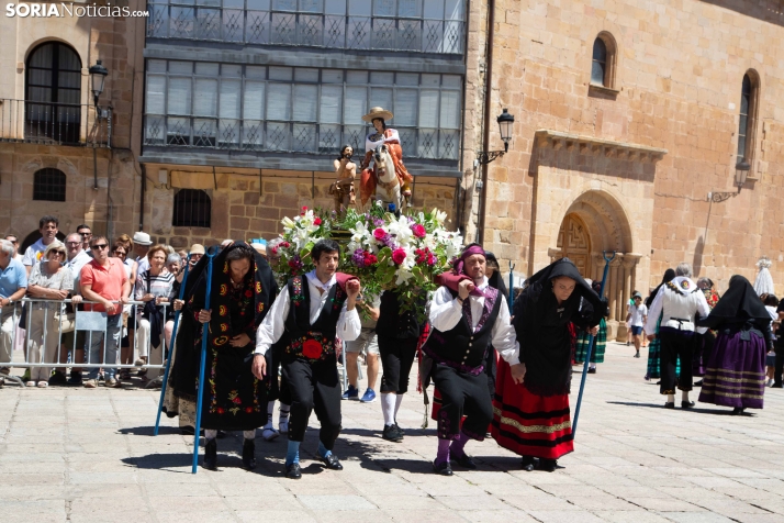 Lunes de Bailas 2026: Procesión