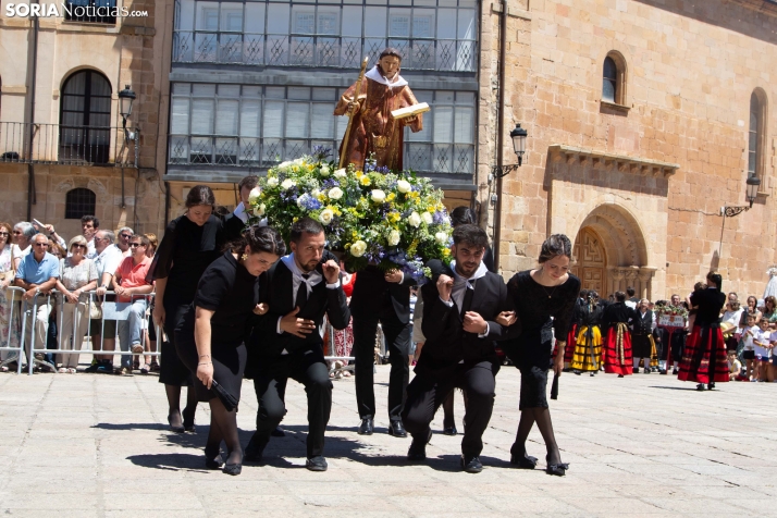 Lunes de Bailas 2026: Procesión
