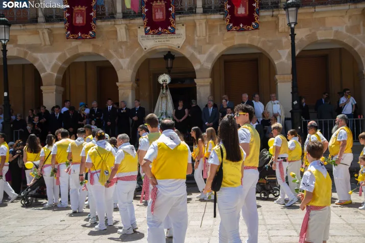 Lunes de Bailas 2026: Procesión