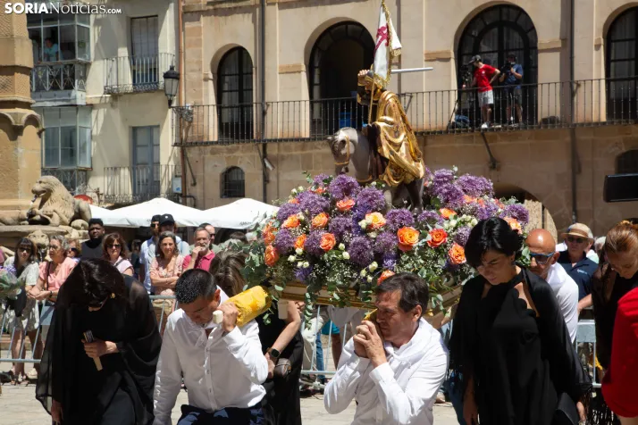 Lunes de Bailas 2026: Procesión