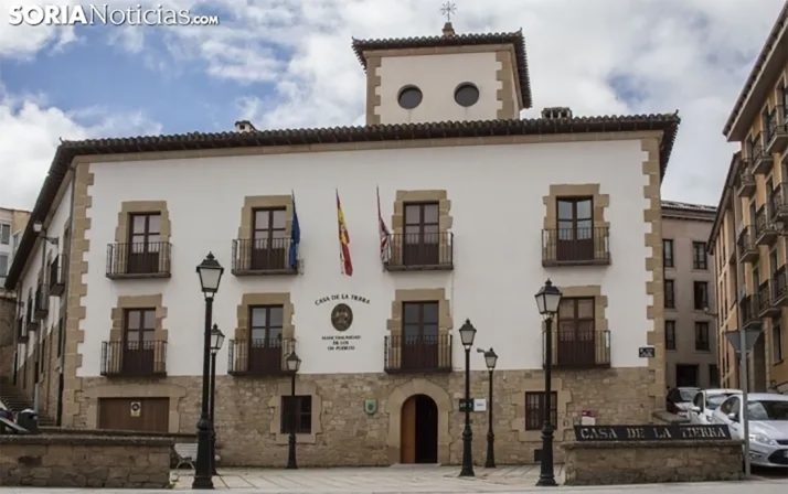 La Casa de la Tierra busca un técnico forestal para custodiar sus montes