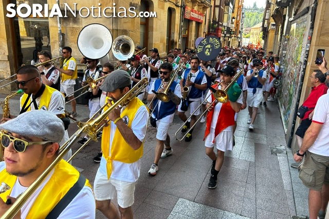 Novilleros y cachirulos en una mañana espléndida