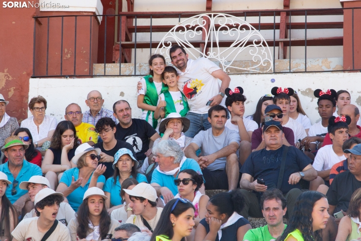 Novilleros y cachirulos en una mañana espléndida