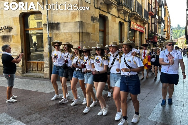 Novilleros y cachirulos en una mañana espléndida