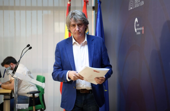 El PSOE advierte de un retroceso social en Castilla y León tras el pacto de investidura 