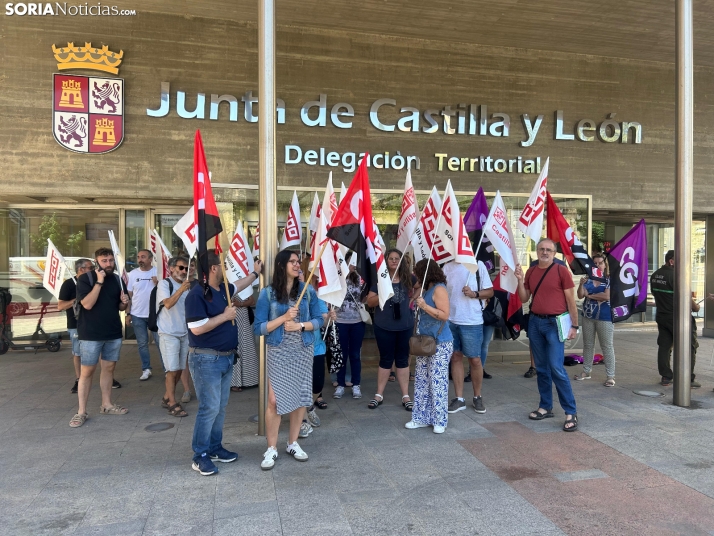 Los sindicatos vuelven a quejarse del operativo de incendios de Castilla y León: Hay mucho pasto y eso es combustible