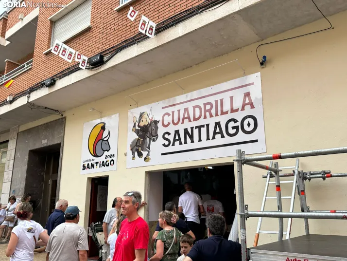 GALER&Iacute;A | Las Cuadrillas viven una intensa ma&ntilde;ana con el reparto de tajadas frescas