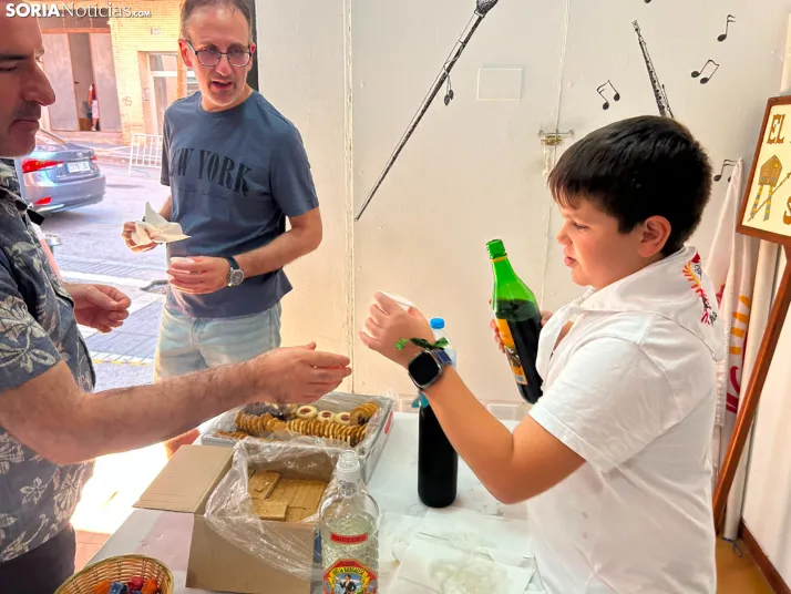 En im&aacute;genes: Los sorianos recogen sus tajadas en la ma&ntilde;ana del Domingo de Calderas