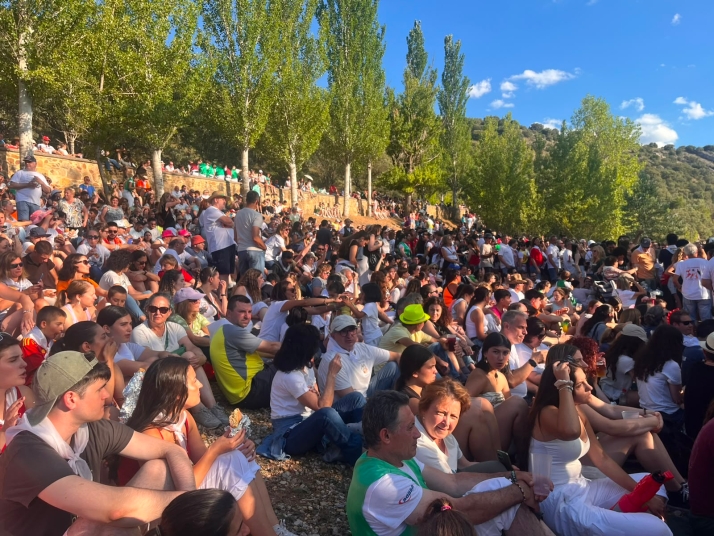 GALER&Iacute;A | La pradera en el Lunes de Bailas (II)