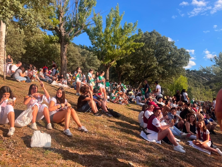 GALER&Iacute;A | La pradera en el Lunes de Bailas (II)