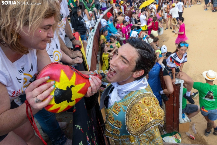 Viernes de Toros 2026: Novillada de tarde./ Viksar Fotografía