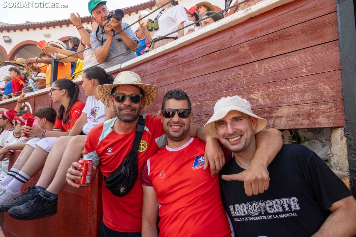 Viernes de Toros 2026: Novillada de tarde./ Viksar Fotografía