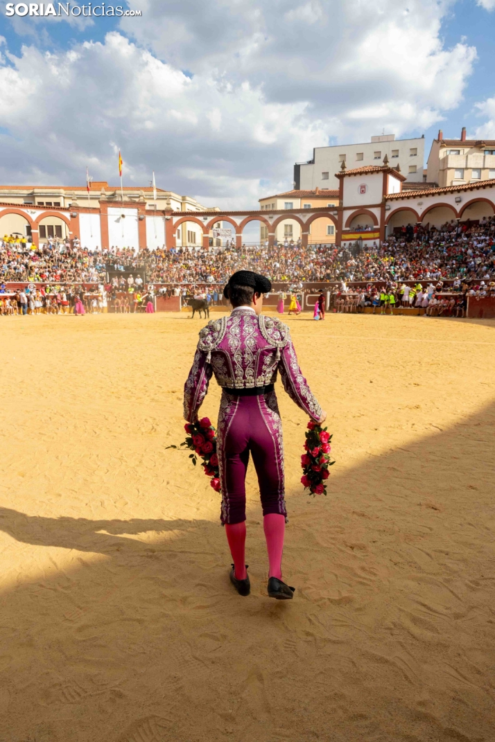 Viernes de Toros 2026: Novillada de tarde./ Viksar Fotografía