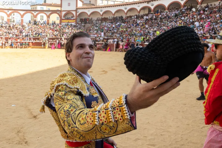 Viernes de Toros 2026: Novillada de tarde./ Viksar Fotografía