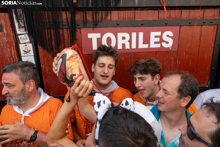Viernes de Toros 2026: Novillada de tarde./ Viksar Fotografía