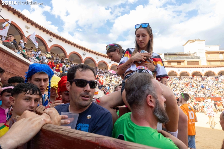 Viernes de Toros 2026: Novillada de tarde./ Viksar Fotografía