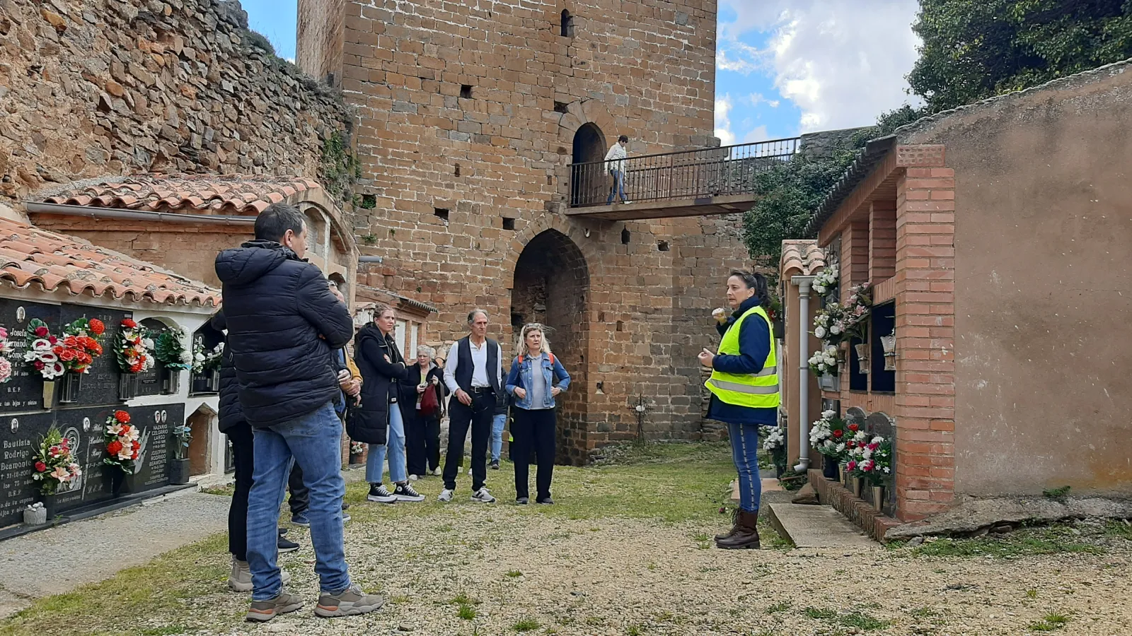Foto 2 - La apertura del Castillo de Vozmediano impulsar&aacute; la restauraci&oacute;n de la ermita de San Sebasti&aacute;n