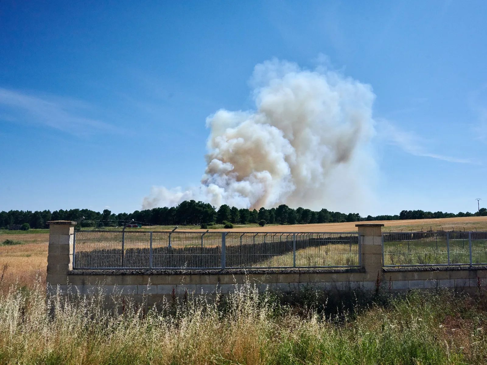 Una imagen del incendio. / Victor Torrejon Photo
