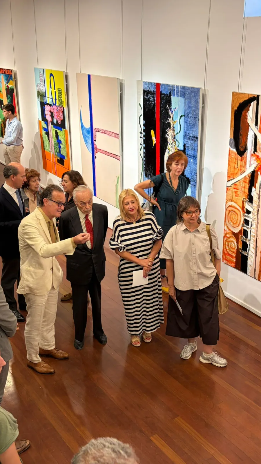 Foto 2 - El duque de Soria inaugura la exposici&oacute;n 'Hecho en Soria' de Fernando Mastretta