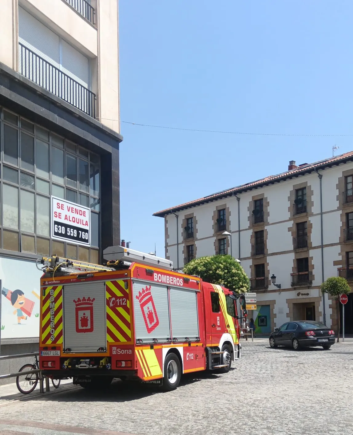 Intervención, hoy, de los bomberos de la capital. | LR