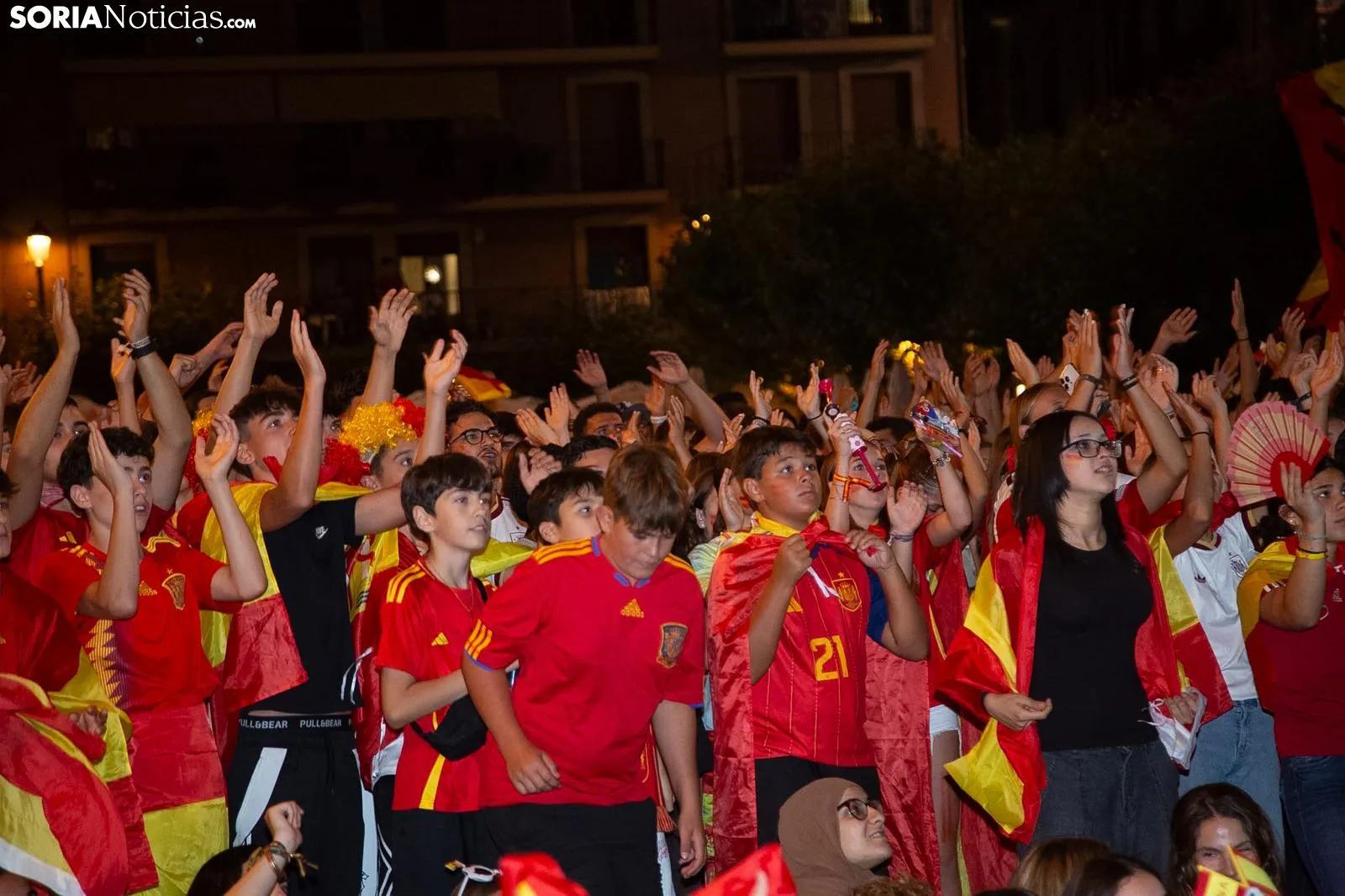 Soria sigue expectante ante el España - Argentina