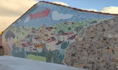 Tres perspectivas del mural terminado en Torrevicente. | D. López