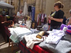 Una imagen del mercadillo al mediodía. /PC