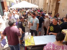Una imagen del mercadillo al mediodía. /PC