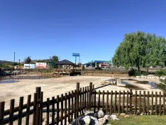 Foto 3 - La falta de agua en el estanque del Lago genera malestar y quejas vecinales 
