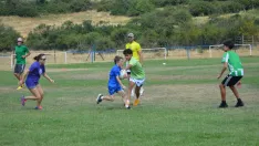 Foto 4 - El Ingenieros de Soria traslada la pasi&oacute;n del rugby a Vinuesa