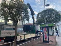 Foto 3 - Corte temporal de tr&aacute;fico en la Avenida de Navarra por obras en un edificio