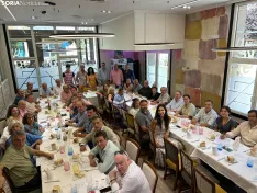 Foto 7 - Un homenaje sorpresa a Rub&eacute;n Sanz: 50 aficionados recuerdan su debut de hace 30 a&ntilde;os en un Viernes de Toros